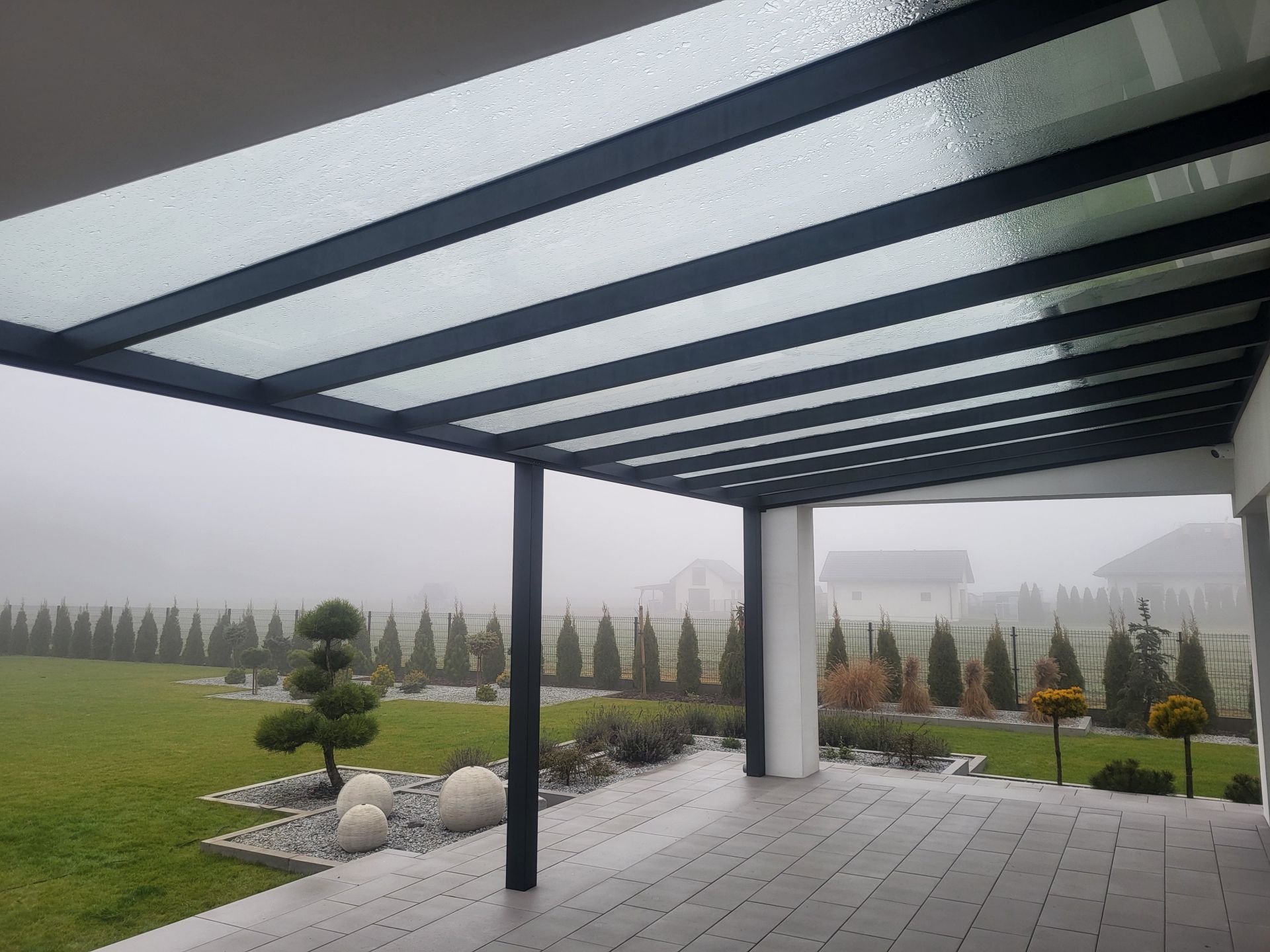 Zadaszenie tarasu w Siedlcach — realizacja Balkon System